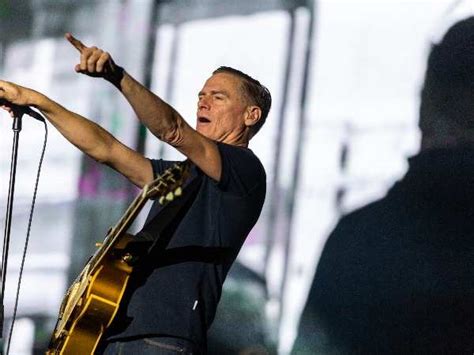 Summer Of 69 Bryan Adams Rocks Mumbai Delivers The ‘ultimate’ Experience Events Movie News