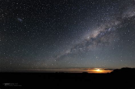 Sky map showing night sky tonight in uluru, northern territory, australia. Moonset at Uluru (Ayers Rock) - Starry_Sky ...