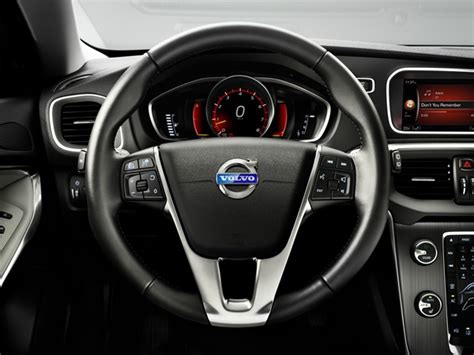 Find new volvo v40 2020 prices, photos, specs, colors, reviews, comparisons and more in kuwait city, dubai and other cities of kuwait. VOLVO V40 T5 DRIVE-E - RM192,888 | Mekanika - Permotoran ...