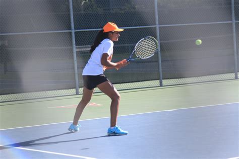 JV Orange Tennis Triumphs Over Westlake Chaps – Westwood Horizon