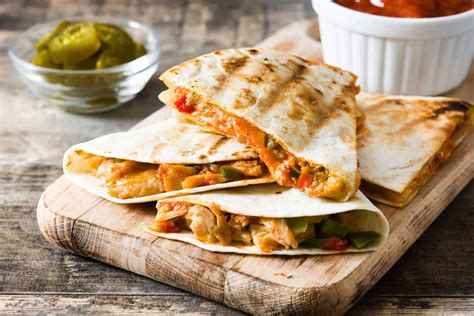 Quesadillas De Pollo Cómo Prepararlas Muy Facil Comida Mexicana