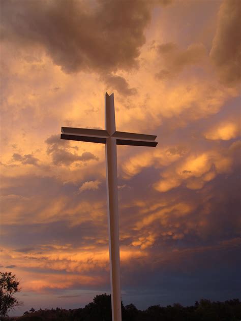 The Cross At Sunset Cross Background King King Christian Post Gods
