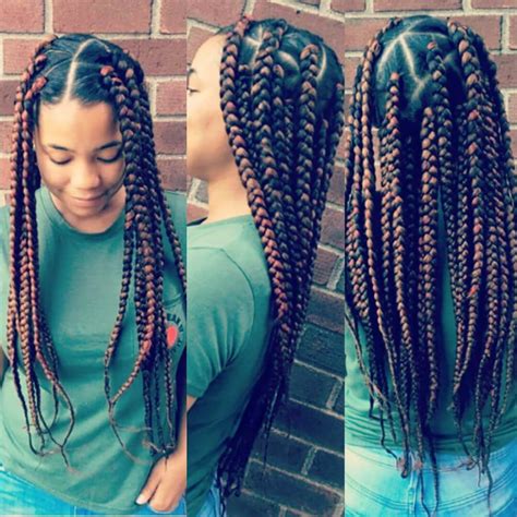 Yet, at the same time, women with natural hair will likely tell you that it's incredibly empowering. 17 Easiest Natural Hairstyles for Black Women - Short ...