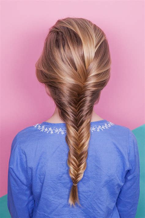 Perfect looks for teens and tween girls, these easy hairstyles are super for school, parties and quick. How-To: Fishtail Braid
