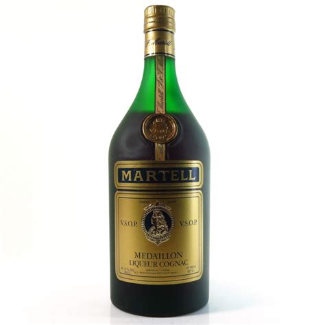 Коньяк «martell martell vsop medaillon» в подарочной упаковке париж. Martell Medaillon VSOP Cognac 94.6Cl | Whisky Auctioneer