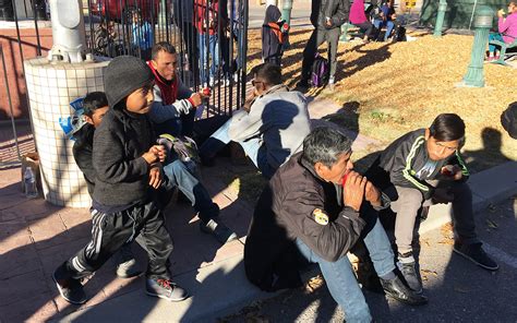 Hundreds Of Asylum Seekers Being Released On El Paso Streets Over