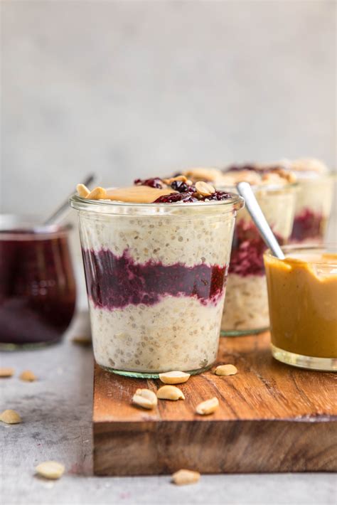 Overnight oats are raw rolled oats that have been soaked overnight with milk with a handful of other ingredients. overnight-oats-recipes-4 - juelzjohn