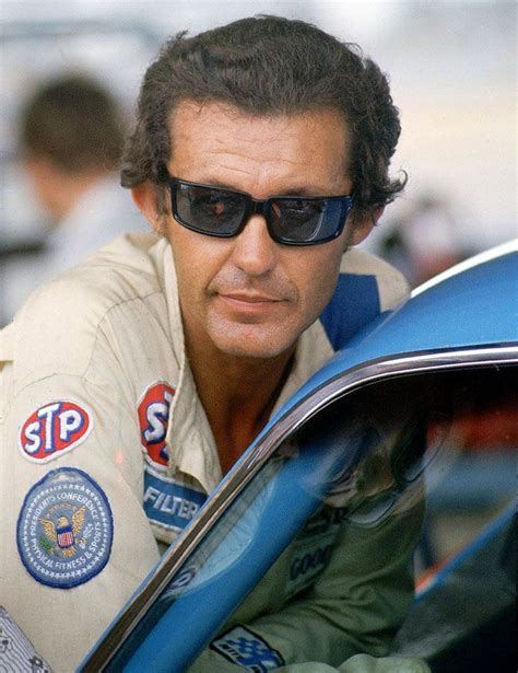 Richard Petty Leans Into His Car Before The Si Photo Blog