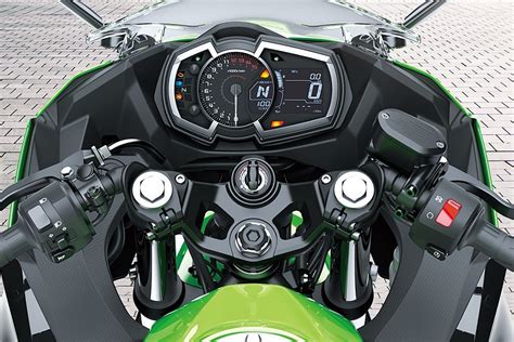 Kawasaki Ninja 400 Images Ninja 400 Photos And Videos 360 View