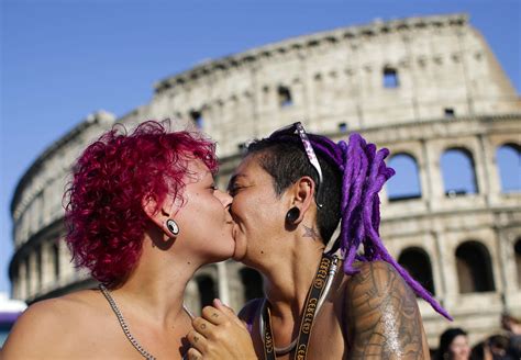 Italy Lgbt Activists Accused Of Disturbing The Peace For Kissing