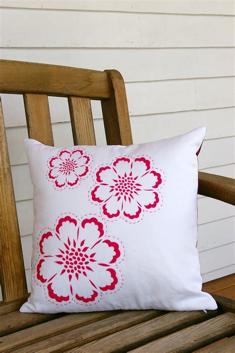 Inside the catalog you can find appliques, patches, fonts, flowers, cartoons, baby embroidery designs and more. Pillow Cover Embroidery Designs | Decorticosis