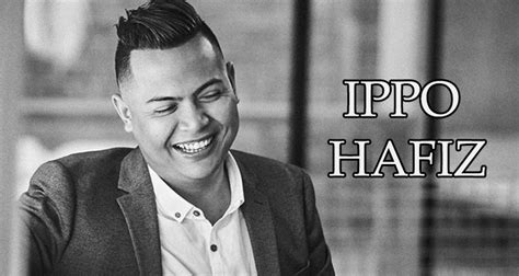( verse 1 ) tak mungkin, dan tak mungkin kau kembali hanya untuk, meneruskan cinta yang telah terhapus ( chorus ) ku sedar bukan, kuasa ku, hanya tuhan yang bisa memberi, cinta dia maha indah ditakdirkan bersama 4 Lagu Popular Ini Ciptaan Ippo Hafiz! | EncikShino.com