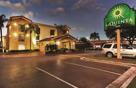 View deals for la quinta inn & suites by wyndham miami airport east, including fully refundable rates with free cancellation. LA QUINTA INN MIAMI AIRPORT NORTH $95 ($̶1̶2̶2̶) - Updated ...