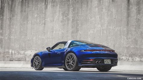 Porsche 911 Targa 2021my 4 Color Gentian Blue Rear Three Quarter