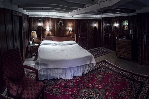 Jerusha Howes Bedroom At Longfellows Wayside Inn Wytchery A Gothic