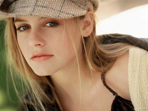 Best Images Alicia Silverstone
