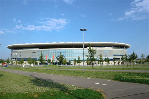 die wirsol rhein neckar arena in sinsheim ist heimat der tsg 1899 hoffenheim siaders buidl