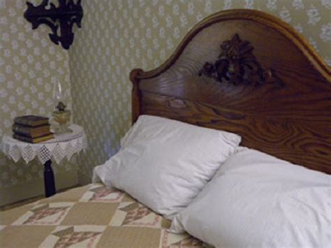 In Bed With Jackie Kennedy And Other First Ladies Some Of Their Boudoirs Carl Anthony Online
