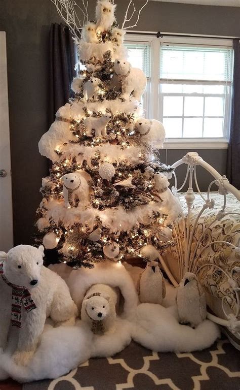 40 Best Christmas Tree Decor Ideas And Inspirations For 2019 Sooshell