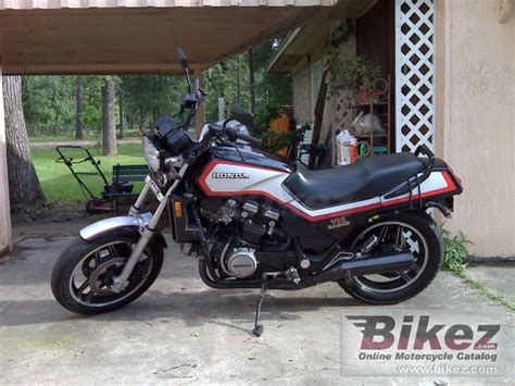 On this page we have collected some information and photos of all specifications 1984 honda vf1100s sabre v65. Honda VF 1100 S Sabre V65