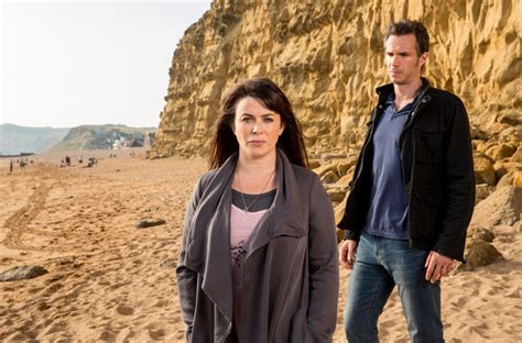 Picking Up The Pieces Broadchurch Series Two The Telltale Mind