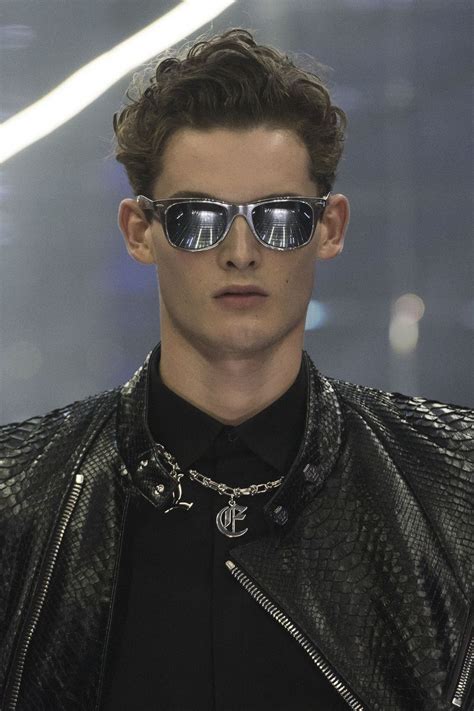 1 coupons and 11 deals which offer up to 50% off , free shipping and extra discount, make sure to use philipp plein promo code & deal last updated on december 1, 2020. Philipp Plein at Milan Fashion Week Spring 2019 | Fashion ...