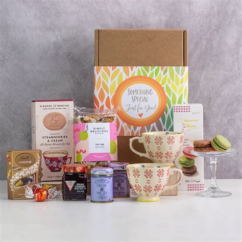 Afternoon Tea And Cake Gift Basket With Fast Uk Delivery