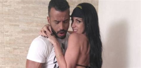 Atriz pornô Elisa Sanches revelação do Prêmio Sexy Hot estrela 1ª