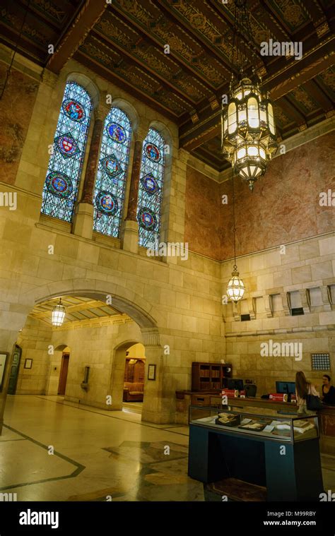 Los Angeles Jun 23 Interior View Of The Doheny Memorial Library In Usc On Jun 23 2017 At Los