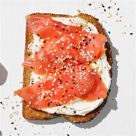 Smoked Salmon And Everything Bagel Toast Recipe Eatingwell