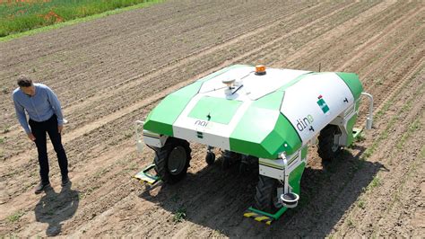 Ackerbau Ohne Pestizide Roboter Gentechnik Und Altes Wissen