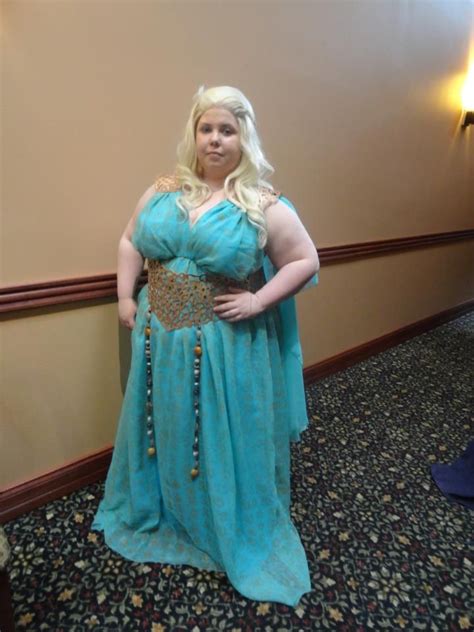 cosplay plus size costume convention diy sewing daenerys game of thrones a song of ice