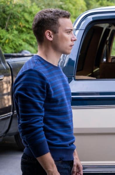 Animal Kingdom Season 4 Episode 11 Review: Julia - TV Fanatic