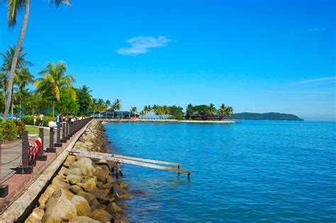 Islands & Beaches - Tanjung Aru