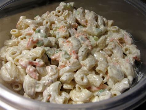 Hawaiian mac salad is unique because of the taste and texture, the macaroni is cooked very soft which adds to the creamy texture and the addition of milk and apple cider vinegar balances out the flavor. Deli Style Hawaiian Macaroni Salad | Recipe | Best ...