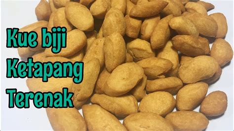 Semoga bermanfaat, kalau bunda doyan kue wijen. RESEP BIJI KETAPANG TERENAK - resep kue lebaran - YouTube