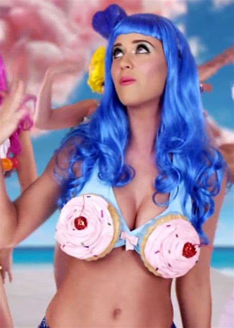 Katy Perry Says She S The Perfect Super Bowl Halftime Performer I M