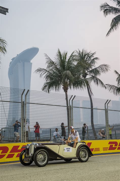 2014 Singapore Grand Prix Sauber F1 Team Also Follow Our Our Board