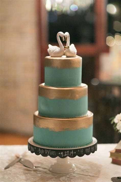 Gold Brushed Turquoise Wedding Cake