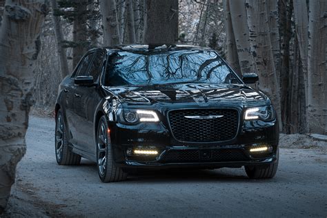 2019 Chrysler 300 Luxury Sedan Chrysler Canada