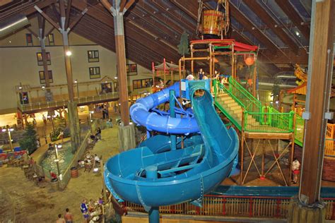 Upstate Ny Indoor Water Park Makes Waves Named One Of The Best In America