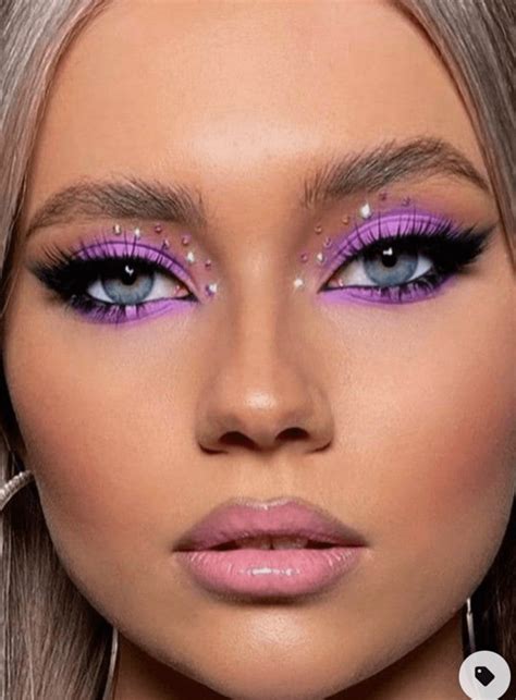 Cutest Crystal Eye Makeup Ideas To Copy Rhinestone Eye Makeup