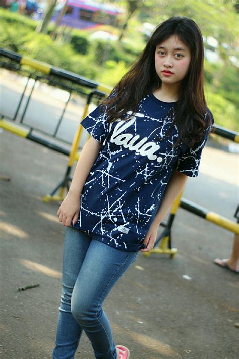 Kaos polos raglan kami dibuat dari bahan cotton combed 20s. Gambar Kaos Distro Lengan Panjang Couple - Kaos Distro Keren