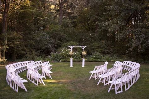 Non Traditional Wedding Ceremony Seating Ideas