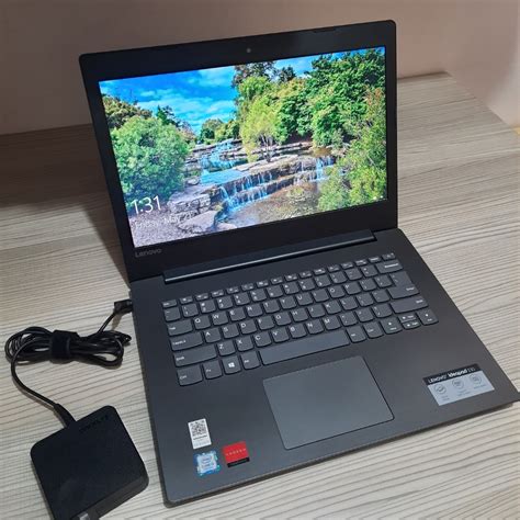 Lenovo Ideapad 330 14ikb Laptop Core I3 7th Gen 4 Gb 1 Tb Hdd Windows 10 Computers And Tech