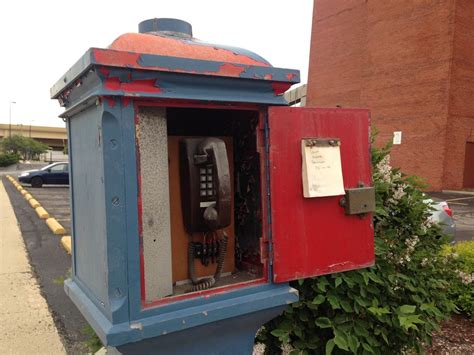 Whats The Story With Milwaukees Police Call Boxes Wuwm