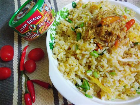 Nasi goreng jawa adalah nasi goreng yang biasanya rasanya pedas karena menggunakan bumbu sambal. ayam: Resepi Nasi Goreng Ayam Pedas