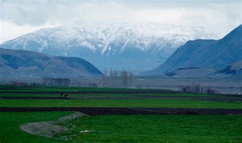 Green Farms Of Badakhshan 1989 Rafghanistanie