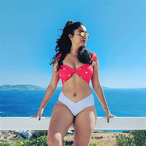 Bollywood Singer Neha Bhasin Bikini Pictures Are Too Hot To Handle My