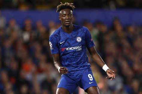 85 millionen fürs dortmunder konto. Corona-Vorgaben missachtet: Tammy Abraham und Jadon Sancho ...